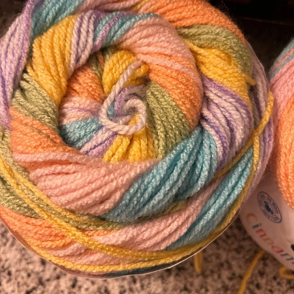 Caron Cinnamon Swirl Cakes Multicolor Yarn - 2 Pack sugar mint - Picture 3 of 11